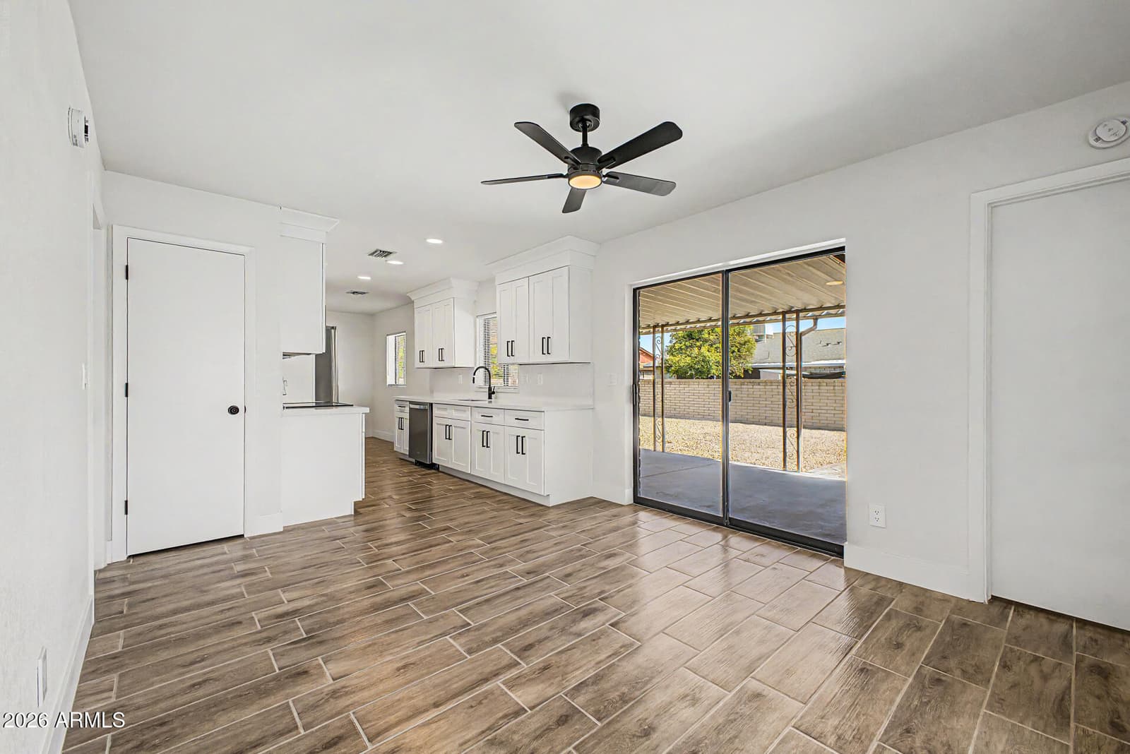 9573 W Purdue Avenue, Peoria, AZ 85345 — photo 4 of 33