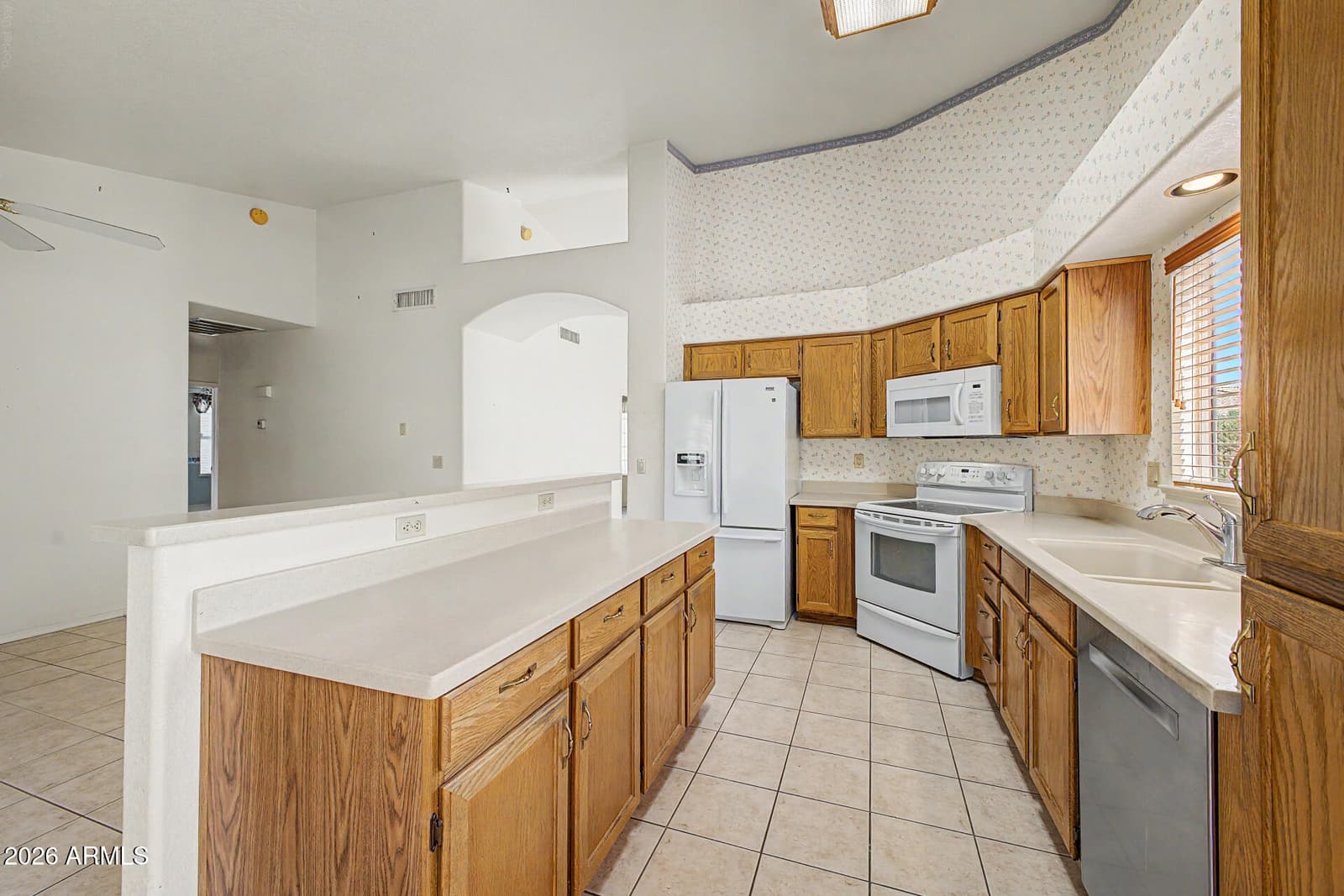 20432 N 110th Avenue, Peoria, AZ 85373 — photo 17 of 41