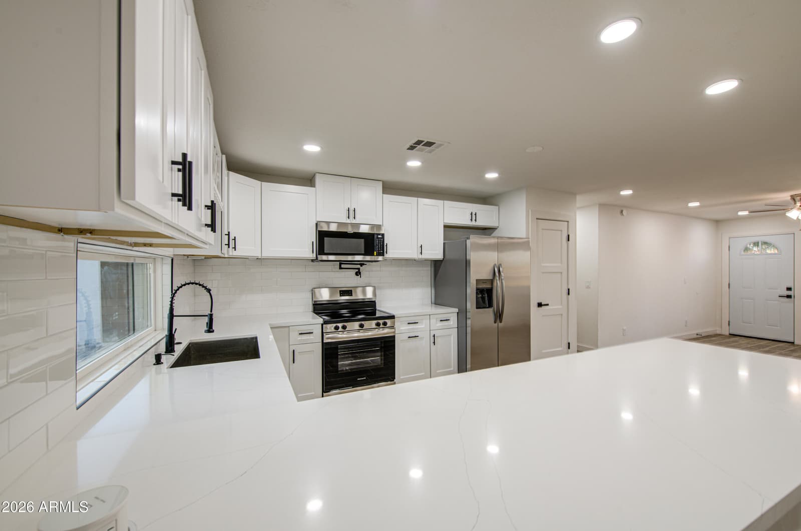 8002 N 42nd Avenue, Phoenix, AZ 85051 — photo 12 of 33