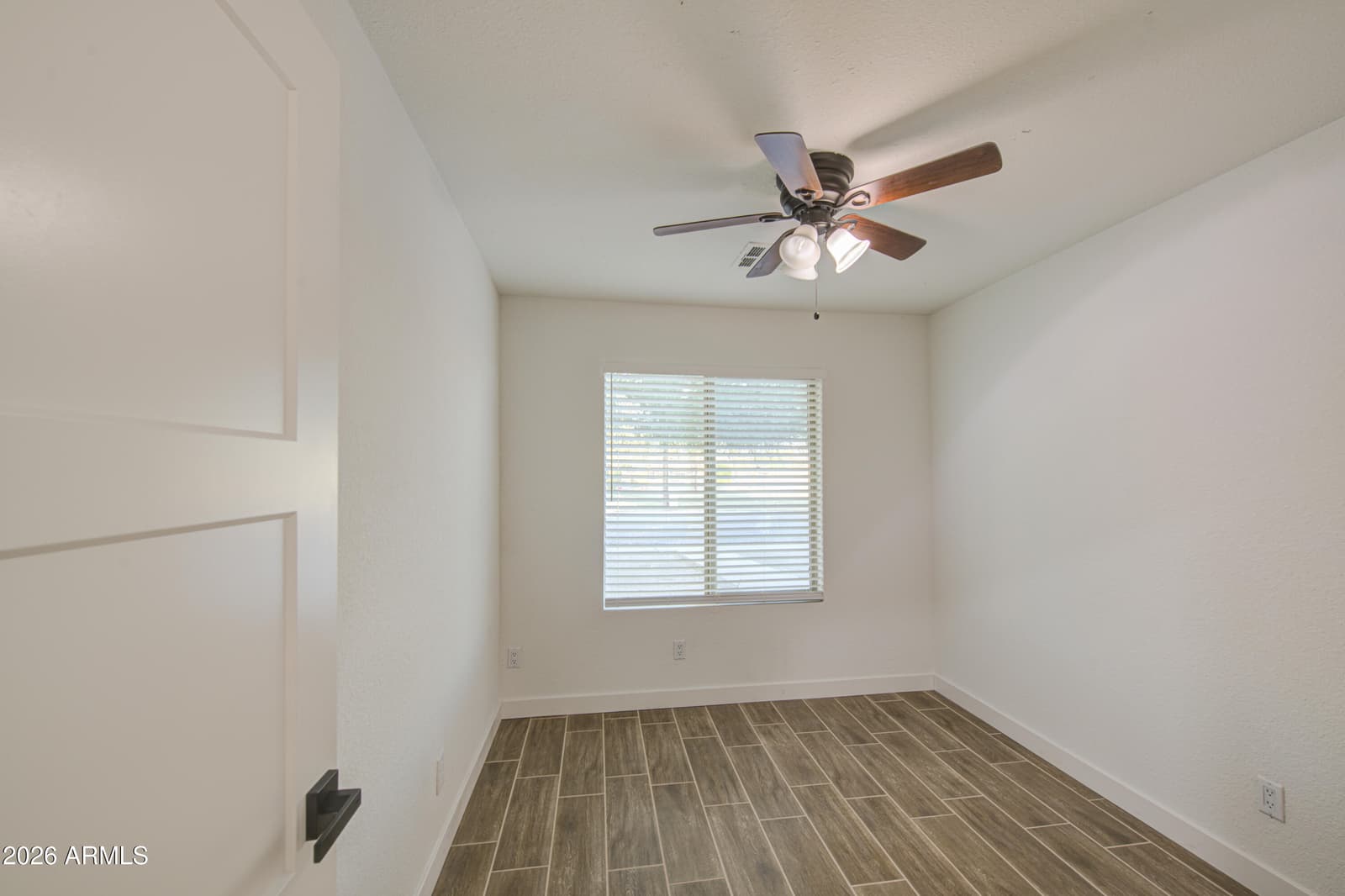 8002 N 42nd Avenue, Phoenix, AZ 85051 — photo 23 of 33