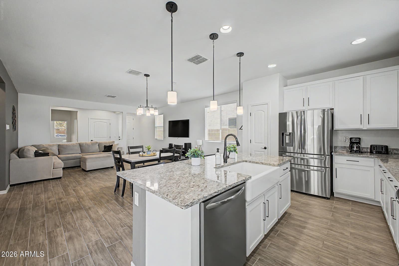 7918 S 33rd Lane, Laveen, AZ 85339 — photo 9 of 29