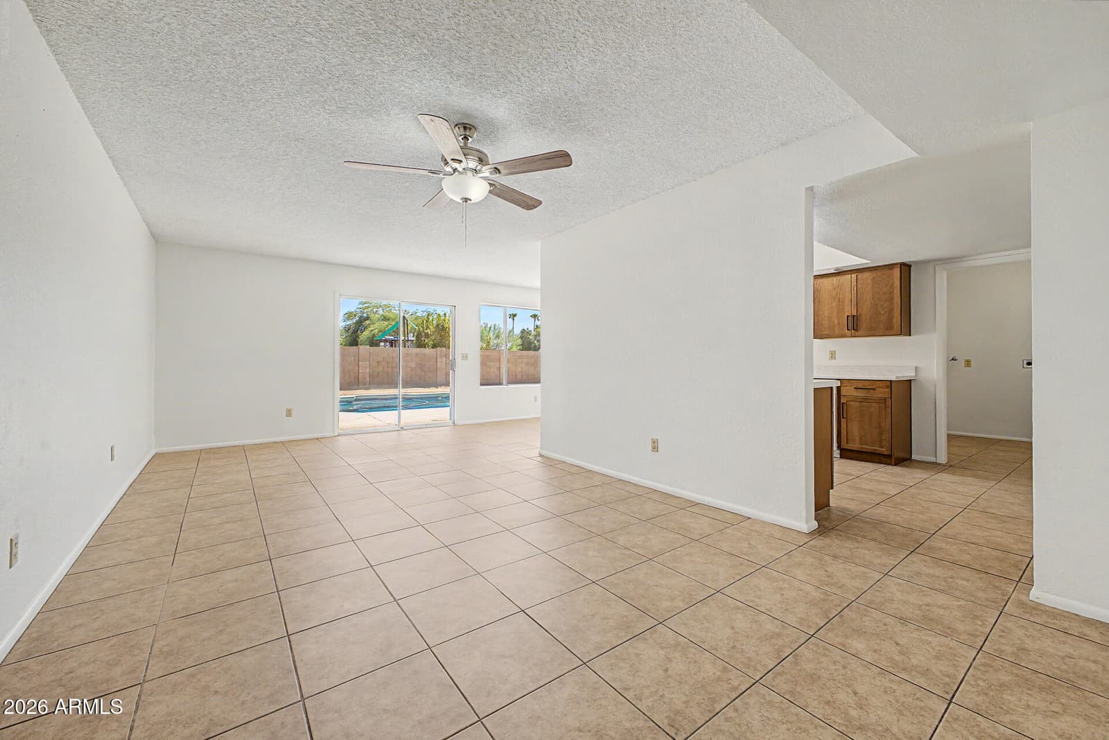 12201 N 47th Avenue, Glendale, AZ 85304 — photo 8 of 42