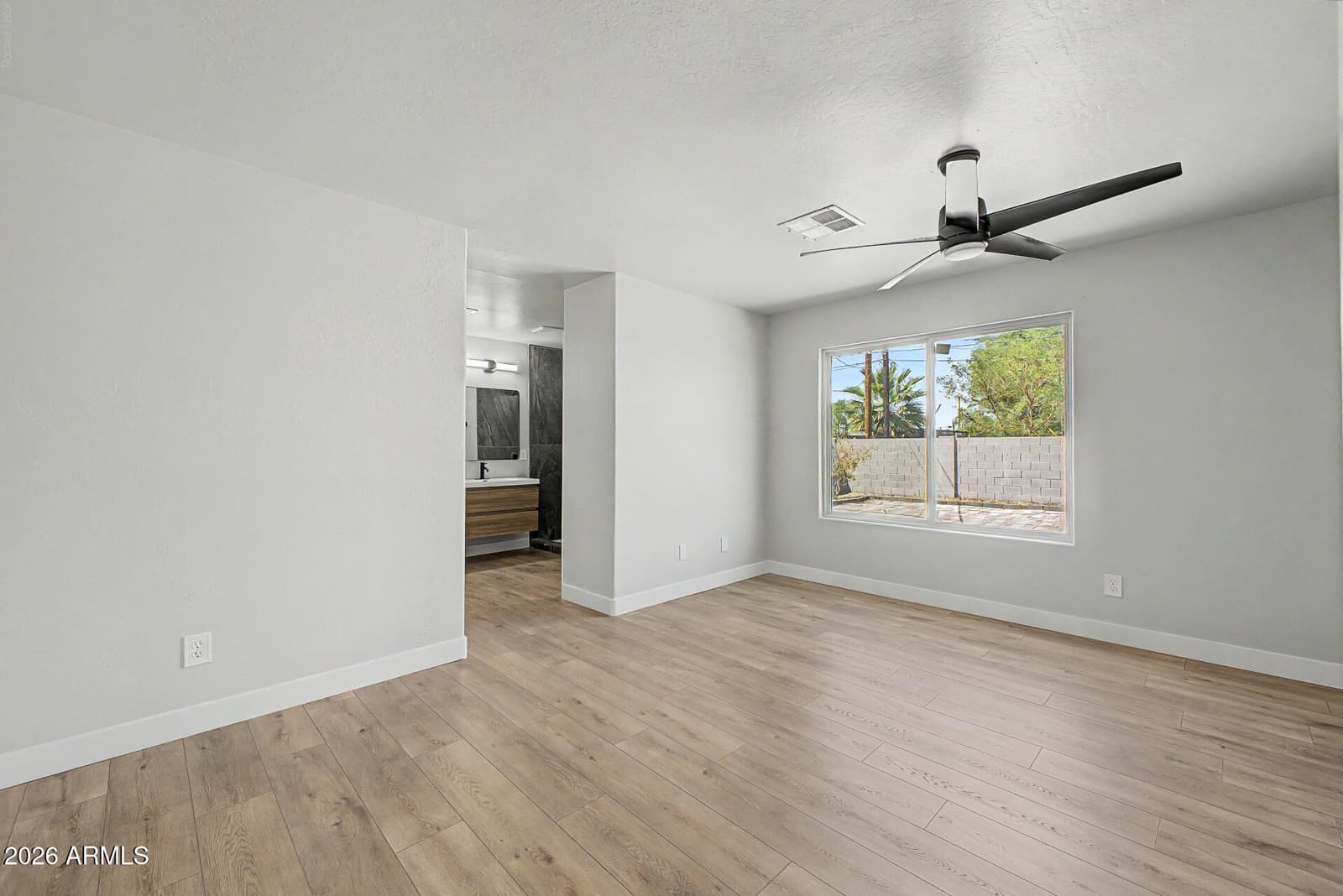 3514 W Pierce Street, Phoenix, AZ 85009 — photo 13 of 31