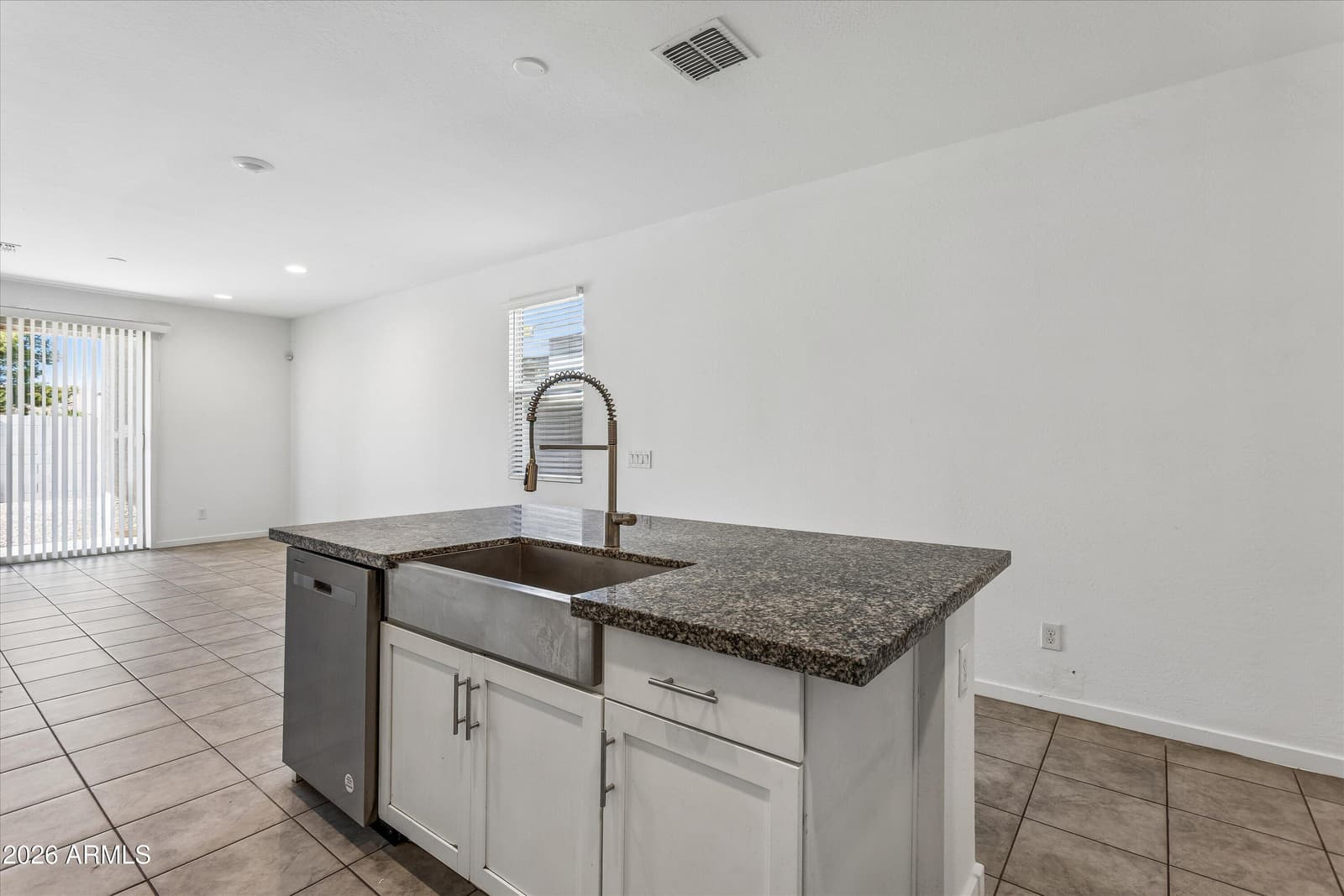 4372 W Allen Street, Laveen, AZ 85339 — photo 5 of 30
