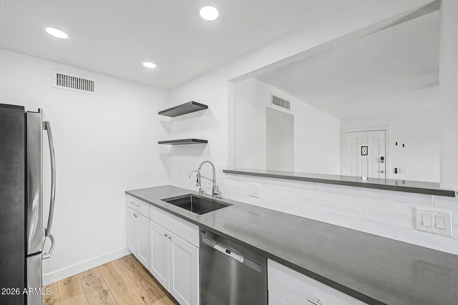 5631 S Bounty Court B, Tempe, AZ 85283 — photo 11 of 30