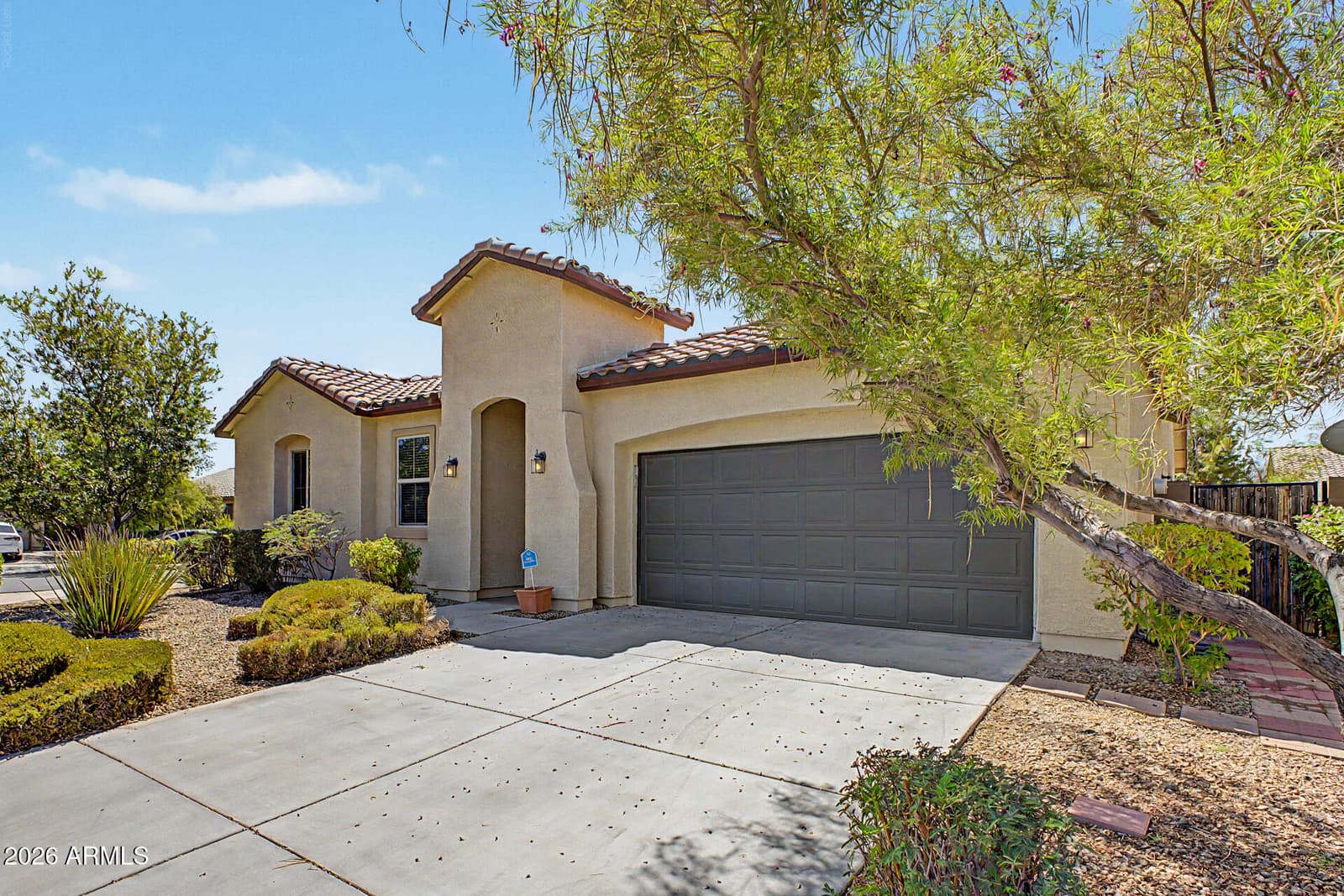 3025 W T Ryan Lane, Phoenix, AZ 85041 — photo 2 of 30