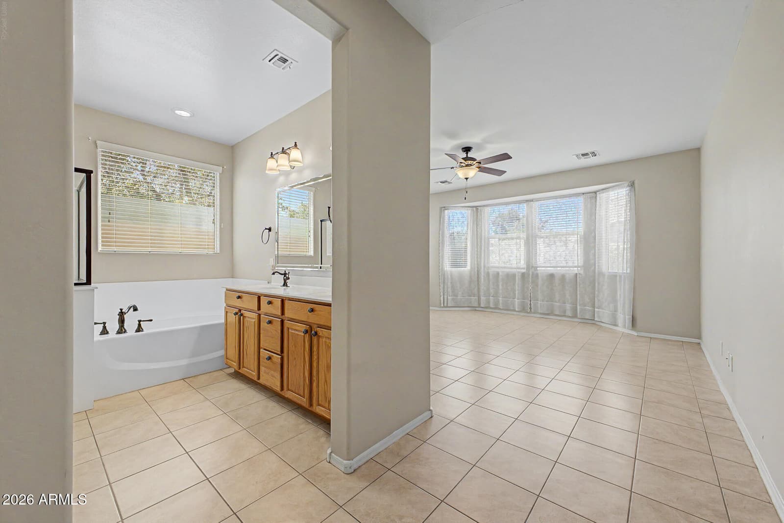 3025 W T Ryan Lane, Phoenix, AZ 85041 — photo 12 of 30