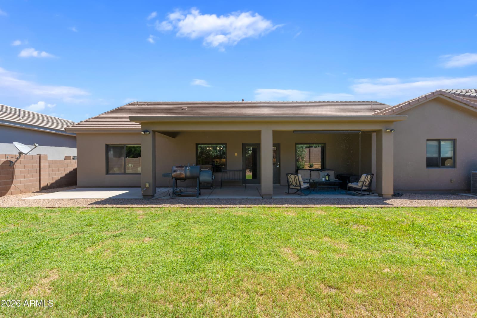 330 Mesa Trail Drive, Sierra Vista, AZ 85635 — photo 5 of 33