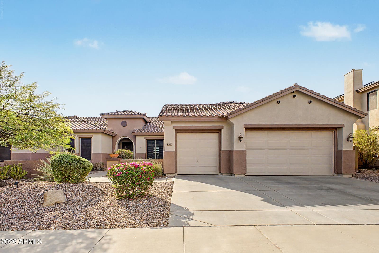 40122 N Noble Hawk Court, Phoenix, AZ 85086 — photo 6 of 109