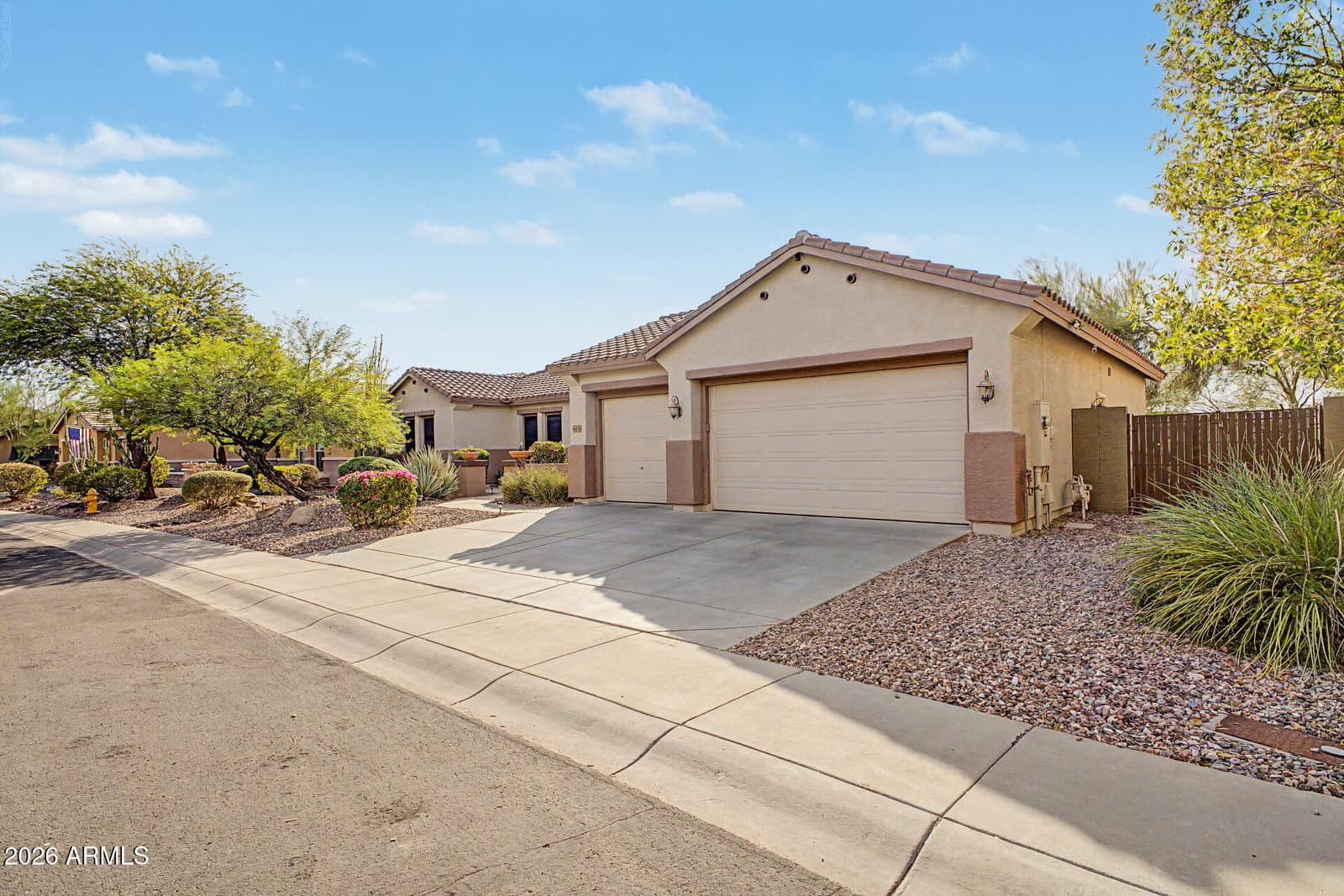 40122 N Noble Hawk Court, Phoenix, AZ 85086 — photo 9 of 109