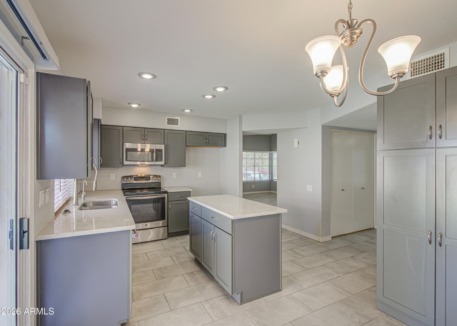 3826 E Park Avenue, Phoenix, AZ 85044 — photo 16 of 43