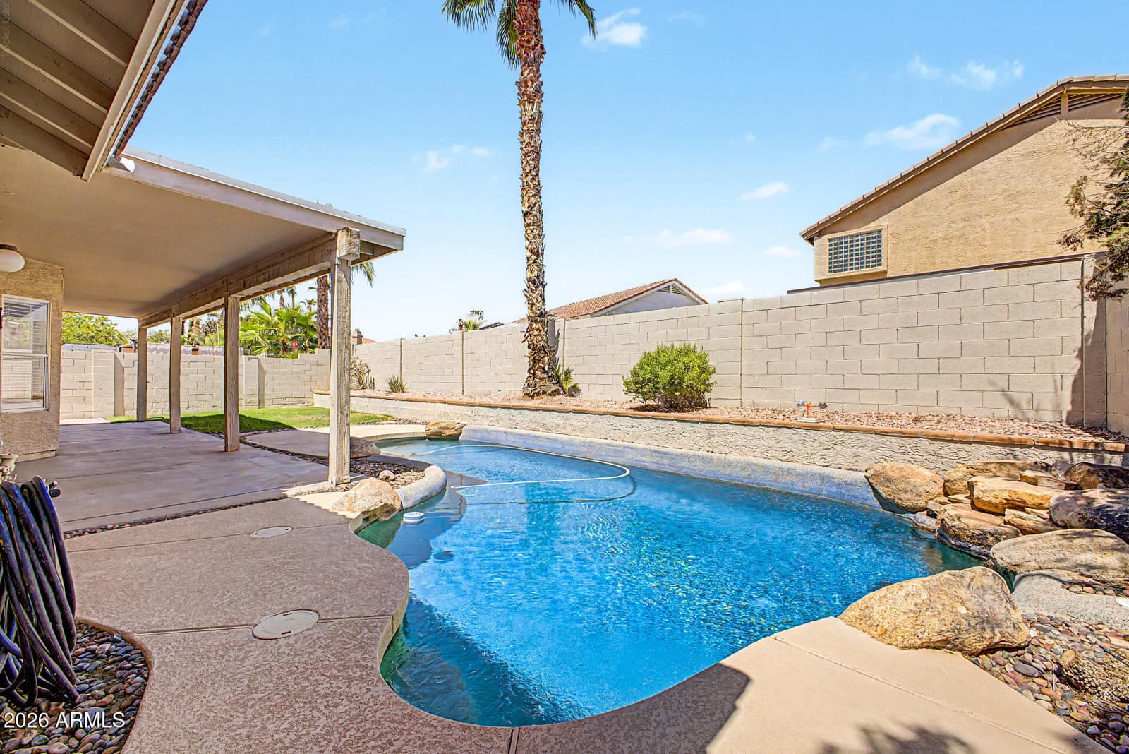 3834 E Windsong Drive, Phoenix, AZ 85048 — photo 3 of 32