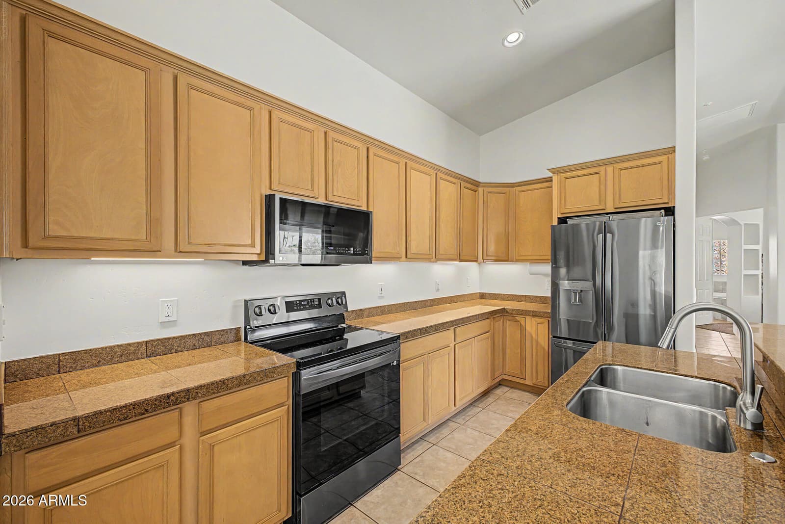 17228 E Oro Grande Drive, Fountain Hills, AZ 85268 — photo 13 of 45