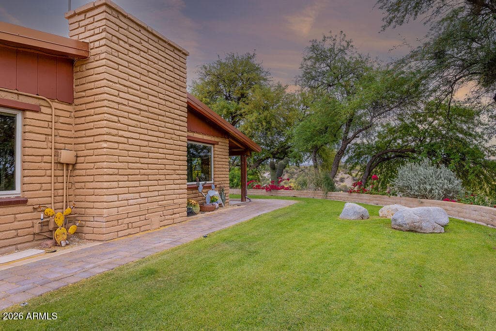 1305 Jack Burden Road, Wickenburg, AZ 85390 — photo 7 of 54