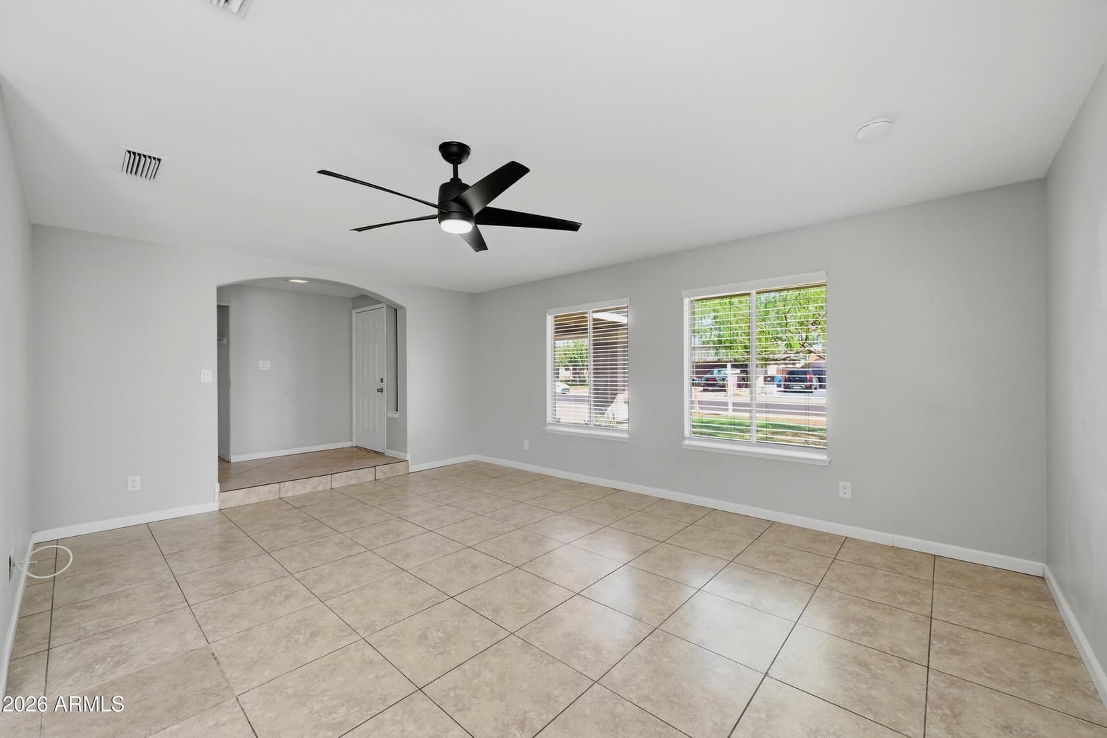 1651 E Apollo Road, Phoenix, AZ 85042 — photo 4 of 23