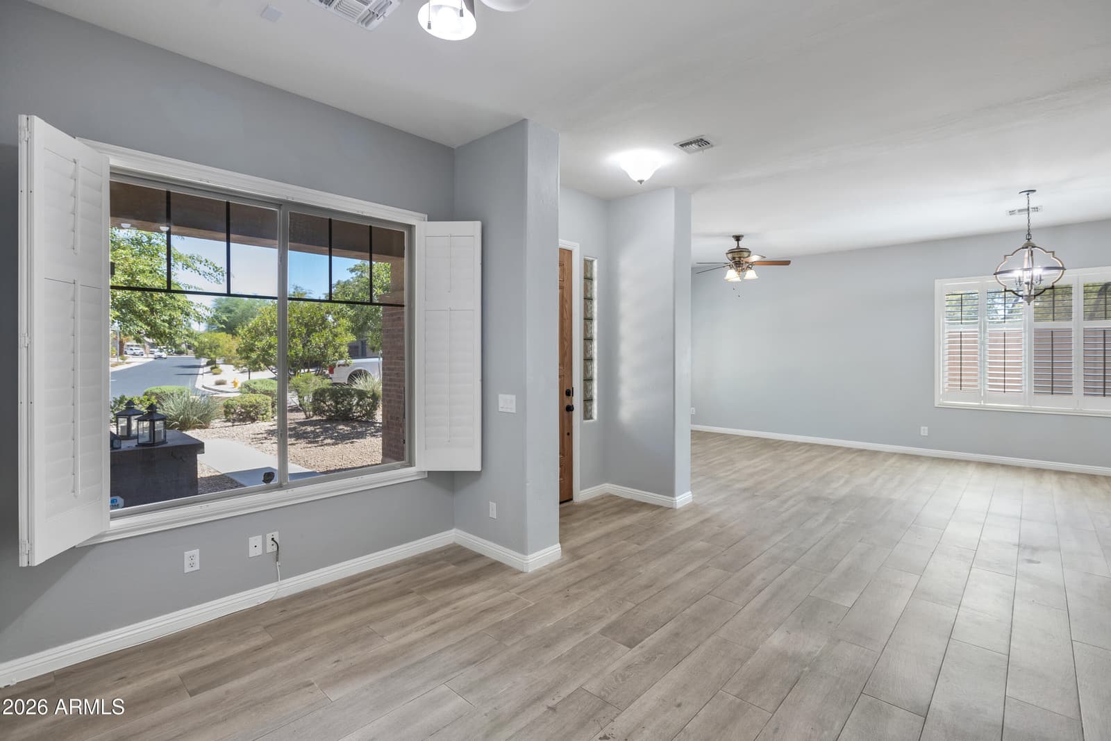 7333 N Kirsten Avenue, Glendale, AZ 85305 — photo 13 of 53