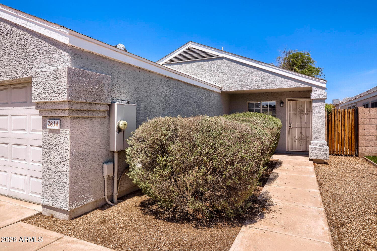 2834 W Campo Bello Drive, Phoenix, AZ 85053 — photo 4 of 28