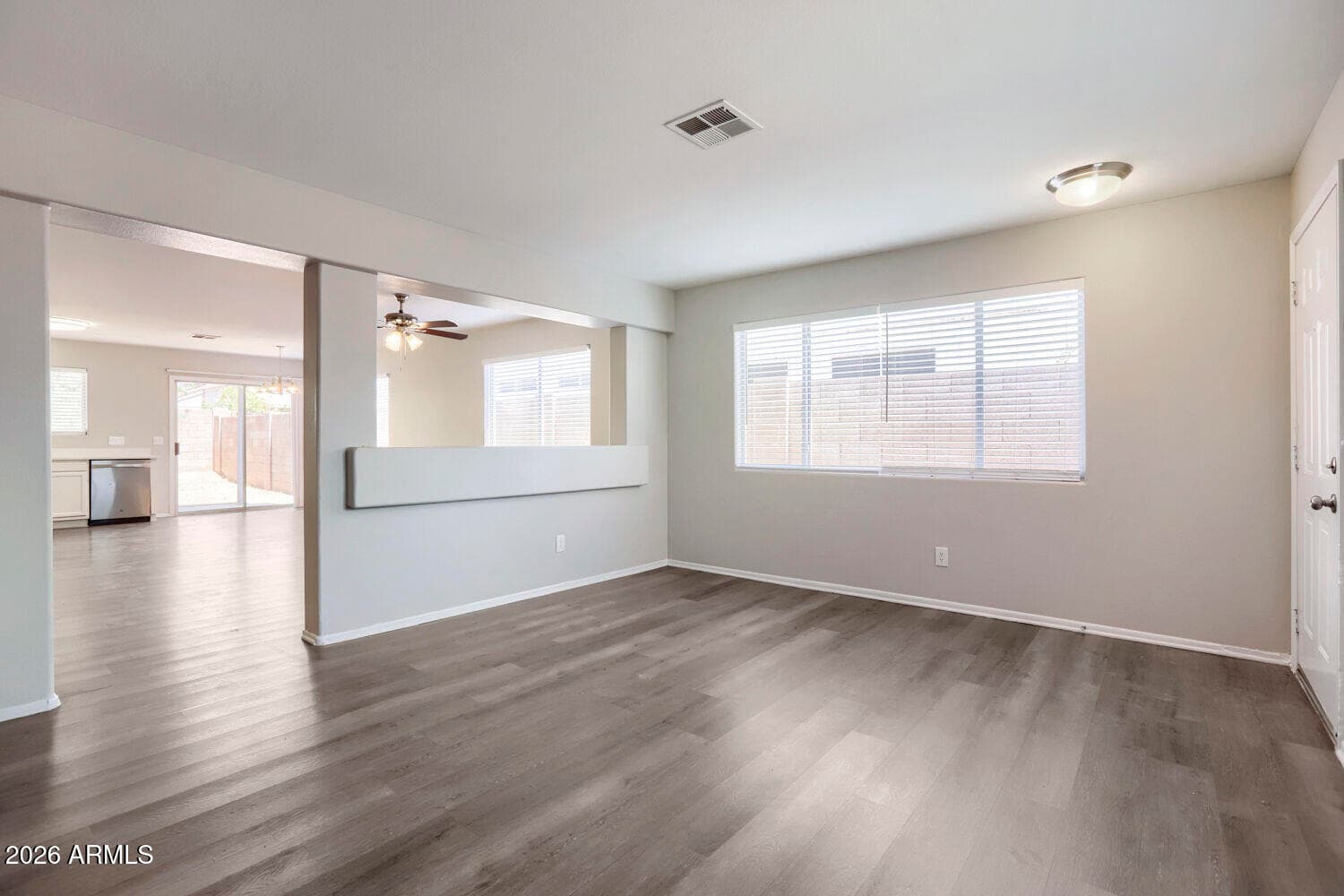 2834 W Campo Bello Drive, Phoenix, AZ 85053 — photo 12 of 28