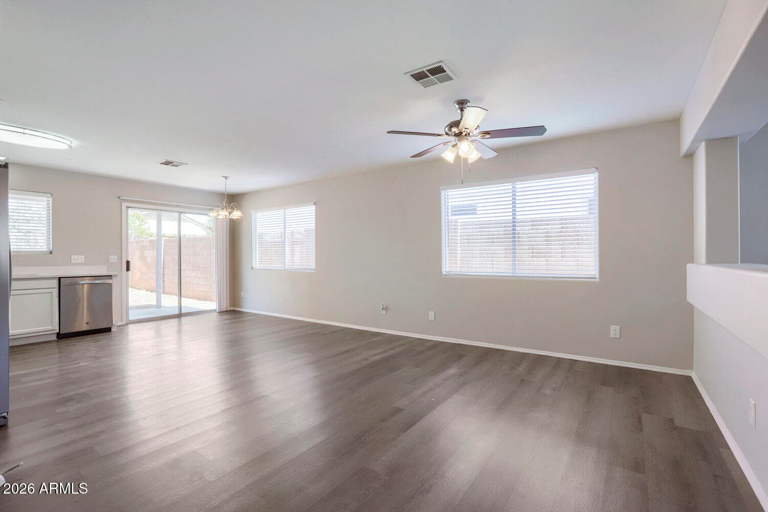 2834 W Campo Bello Drive, Phoenix, AZ 85053 — photo 14 of 28