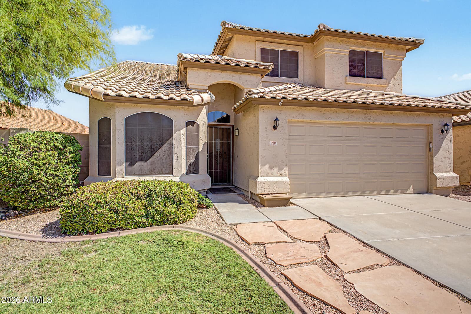 2211 E Williams Drive E, Phoenix, AZ 85024 — photo 1 of 47