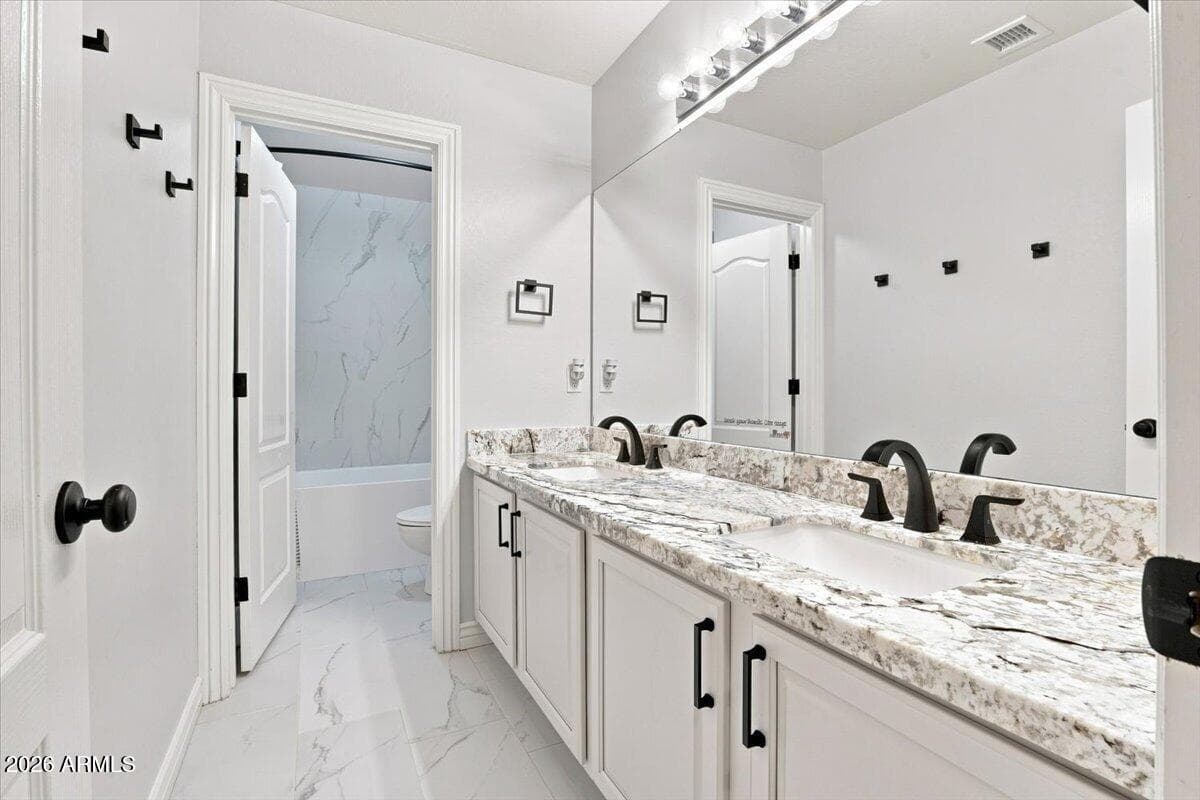 34313 N 23rd Lane, Phoenix, AZ 85085 — photo 9 of 31