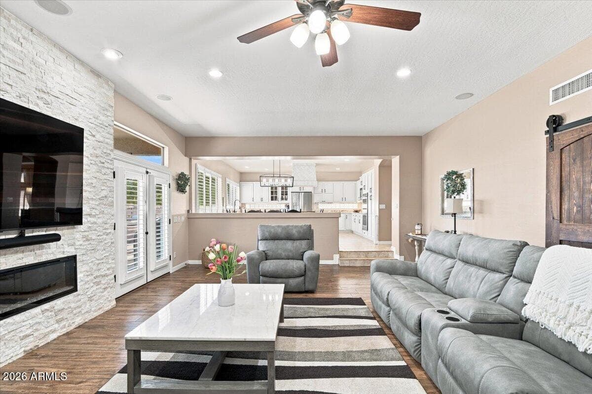 34313 N 23rd Lane, Phoenix, AZ 85085 — photo 11 of 31