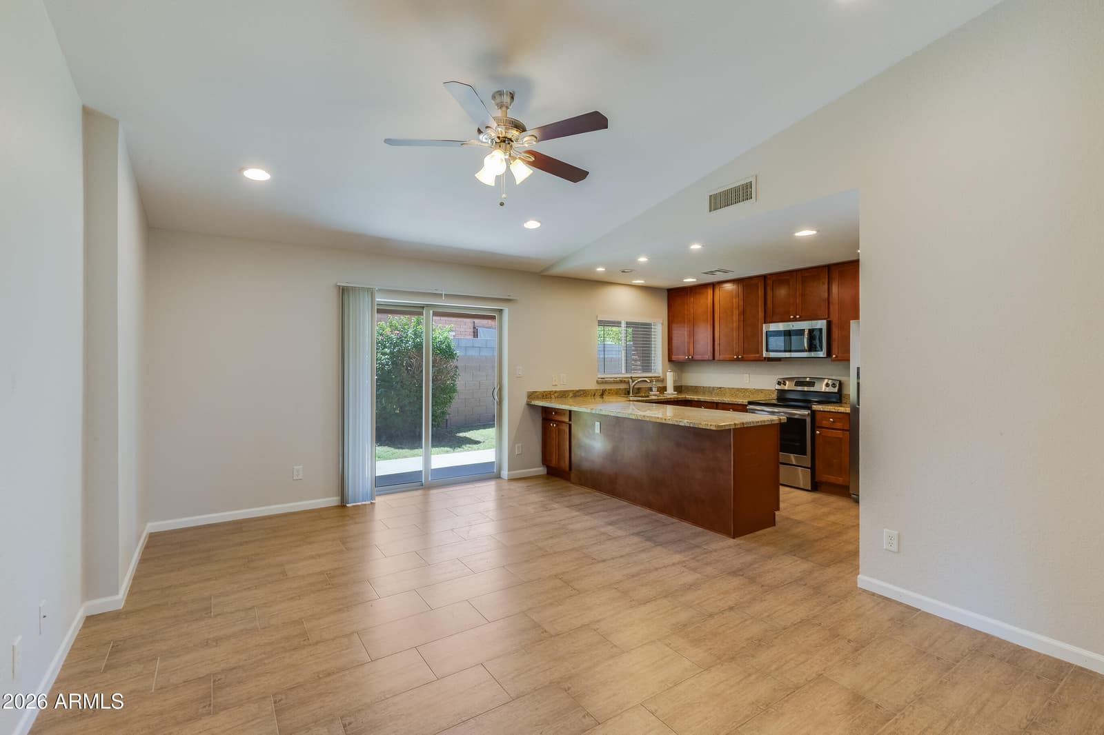 15008 N 6th Circle, Phoenix, AZ 85023 — photo 11 of 32