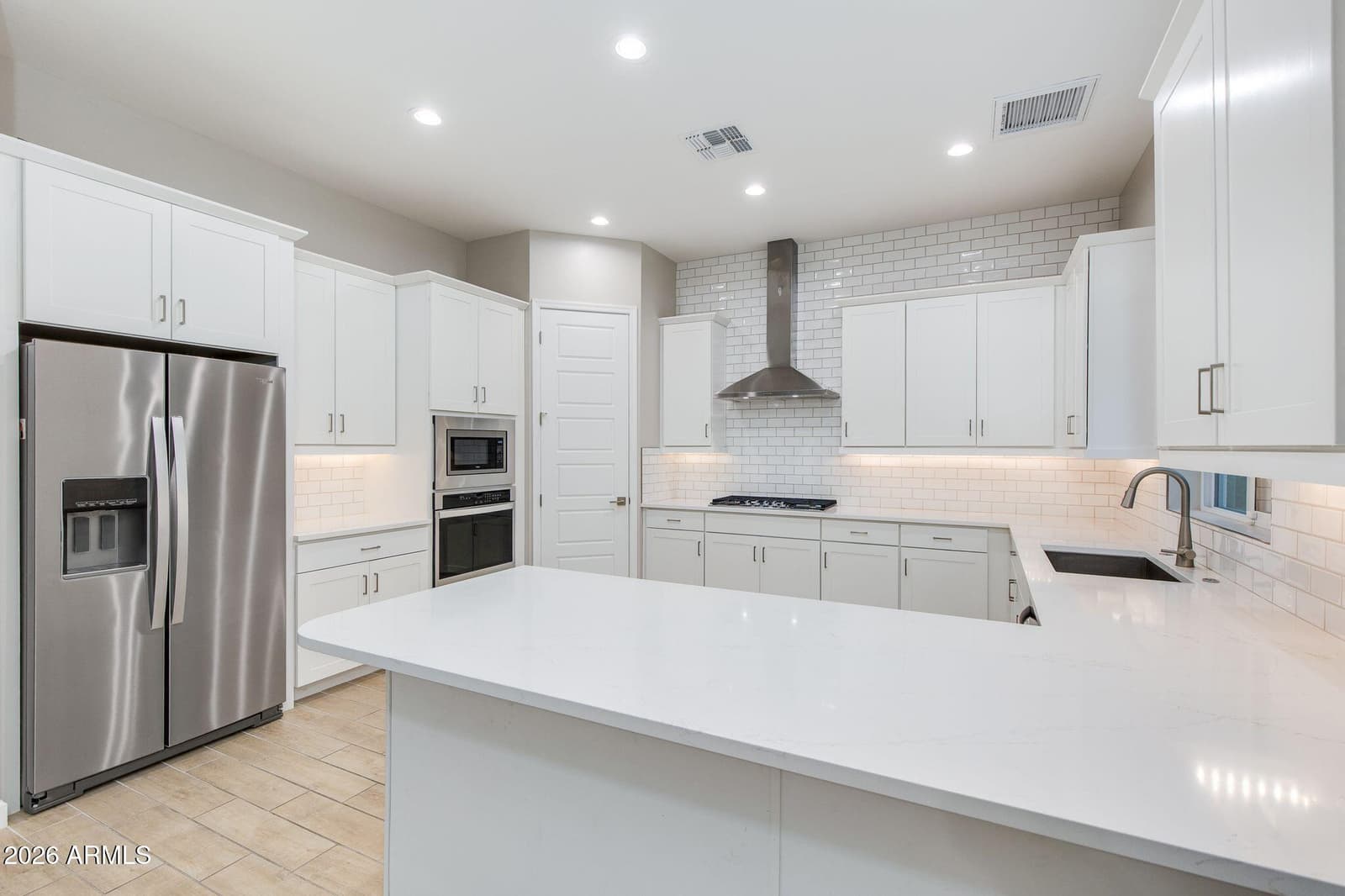 5124 E Woodridge Drive, Scottsdale, AZ 85254 — photo 3 of 56