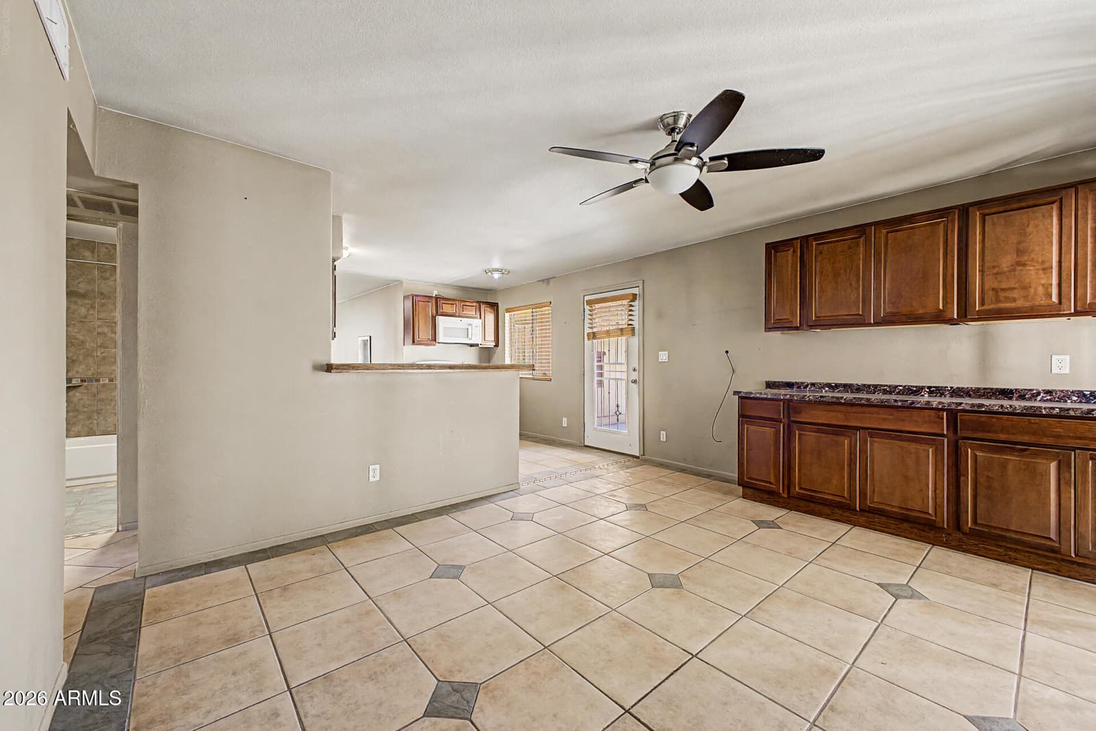1516 W Shangri La Road, Phoenix, AZ 85029 — photo 17 of 31