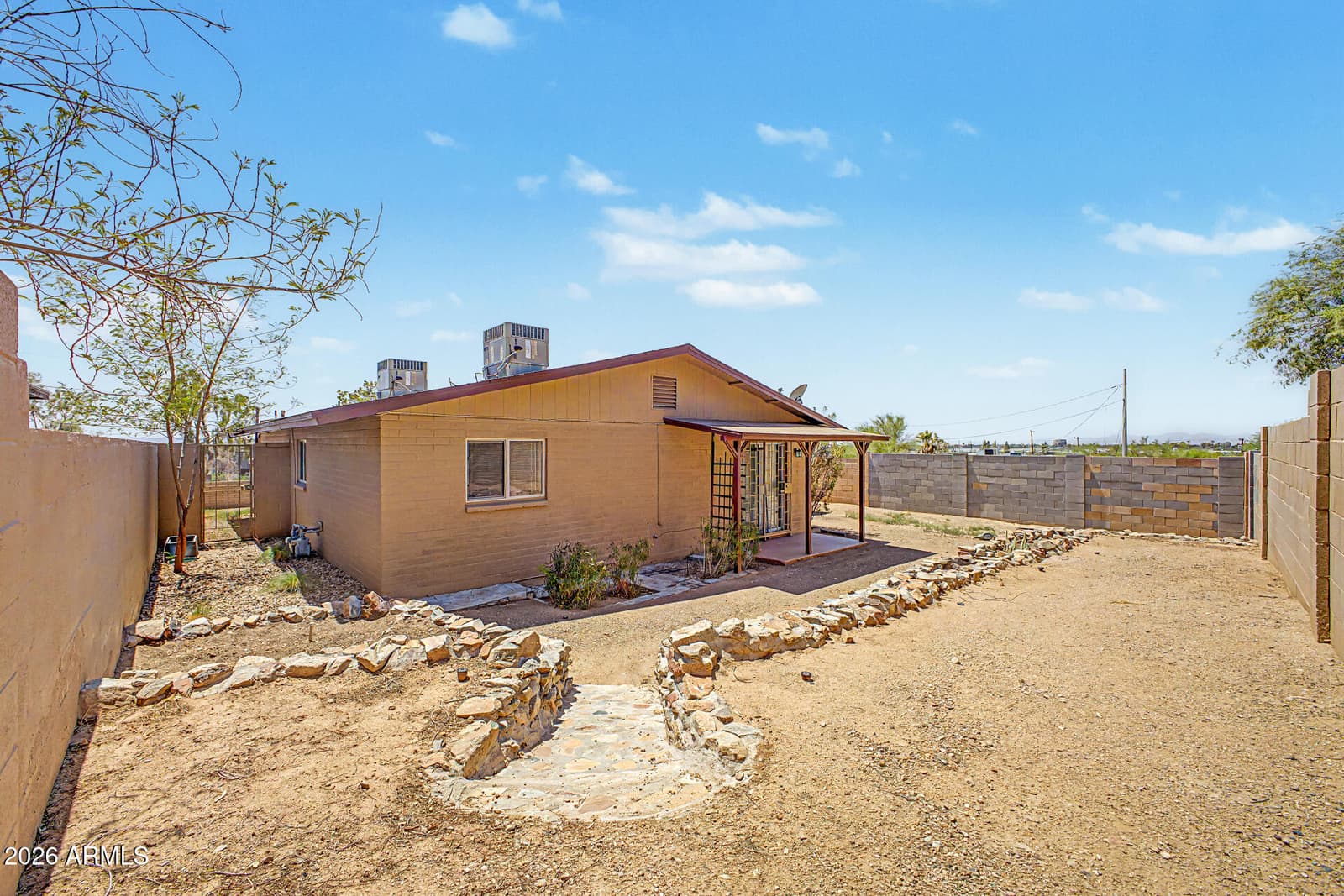 1516 W Shangri La Road, Phoenix, AZ 85029 — photo 27 of 31