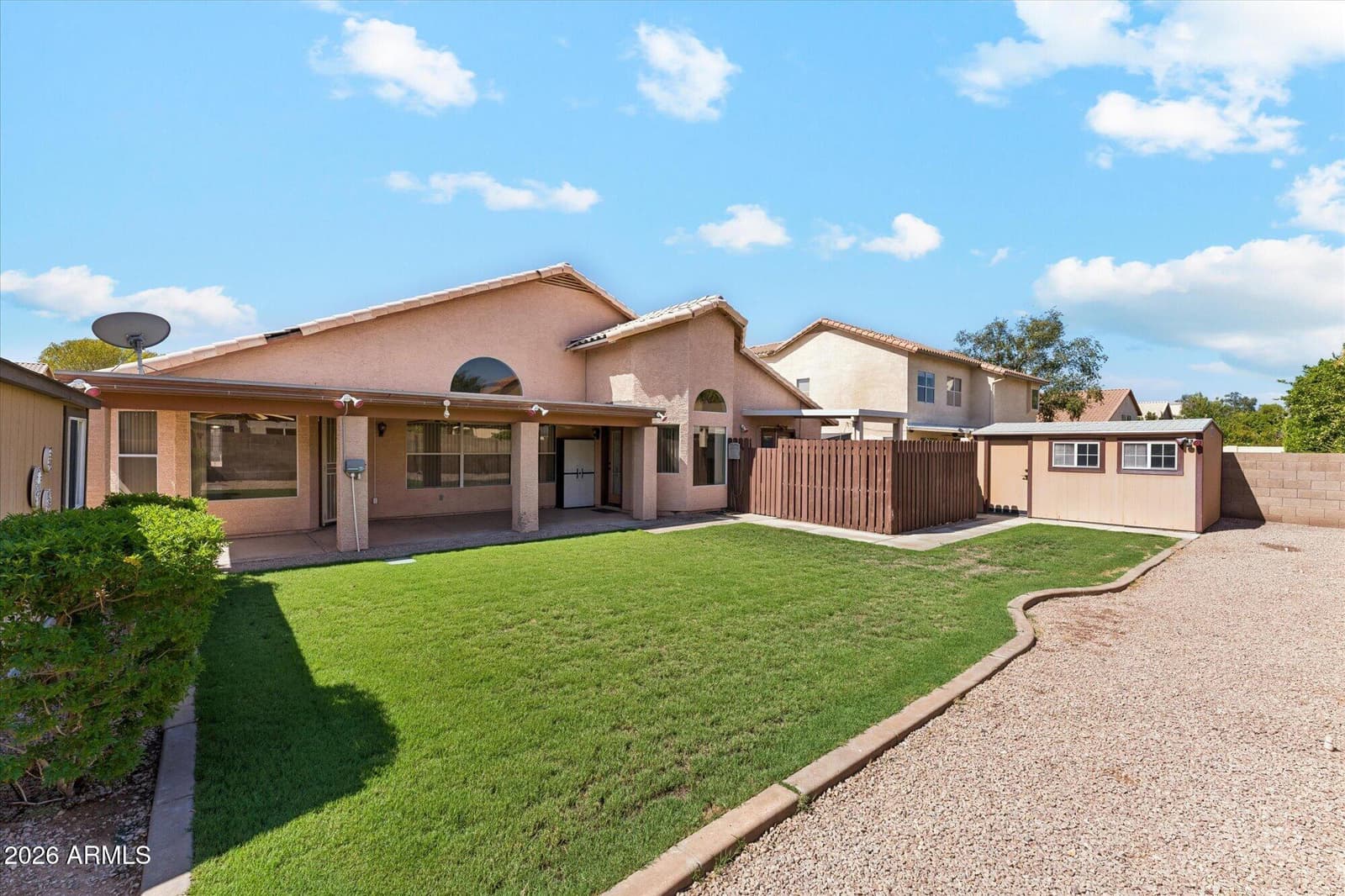 652 W Mendoza Avenue, Mesa, AZ 85210 — photo 5 of 30