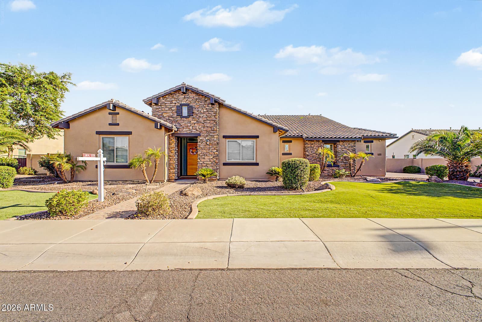 2855 E Warbler Road, Gilbert, AZ 85297 — photo 2 of 114