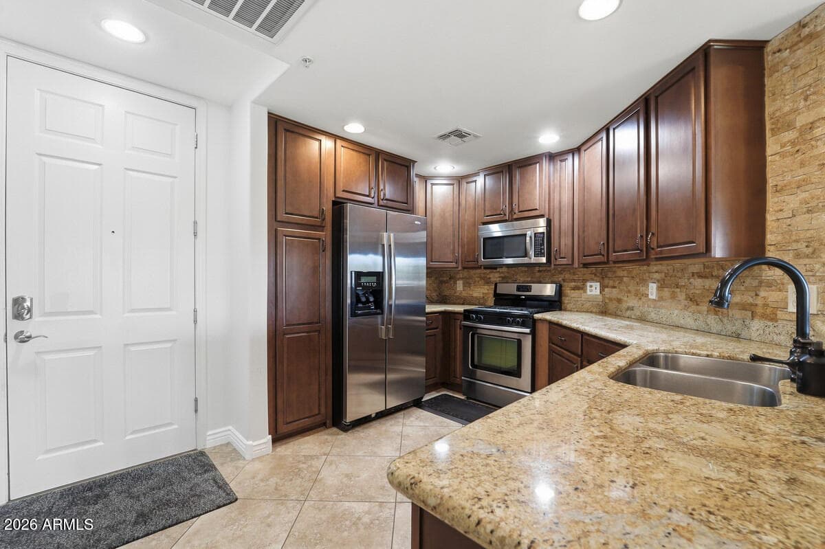 5350 E Deer Valley Drive 3255, Phoenix, AZ 85054 — photo 3 of 50