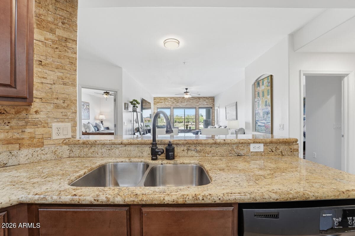 5350 E Deer Valley Drive 3255, Phoenix, AZ 85054 — photo 6 of 50
