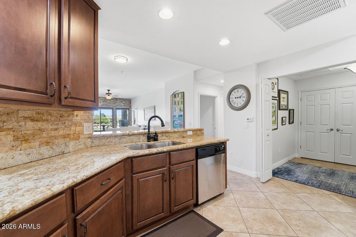 5350 E Deer Valley Drive 3255, Phoenix, AZ 85054 — photo 7 of 50