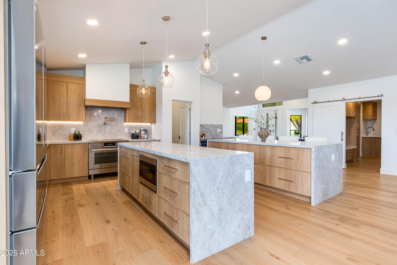 10521 E Bella Vista Drive, Scottsdale, AZ 85258 — photo 5 of 37
