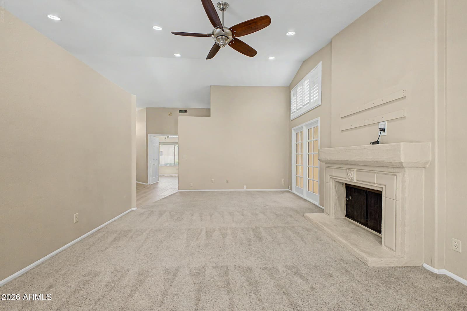 284 W Vera Lane, Tempe, AZ 85284 — photo 6 of 46