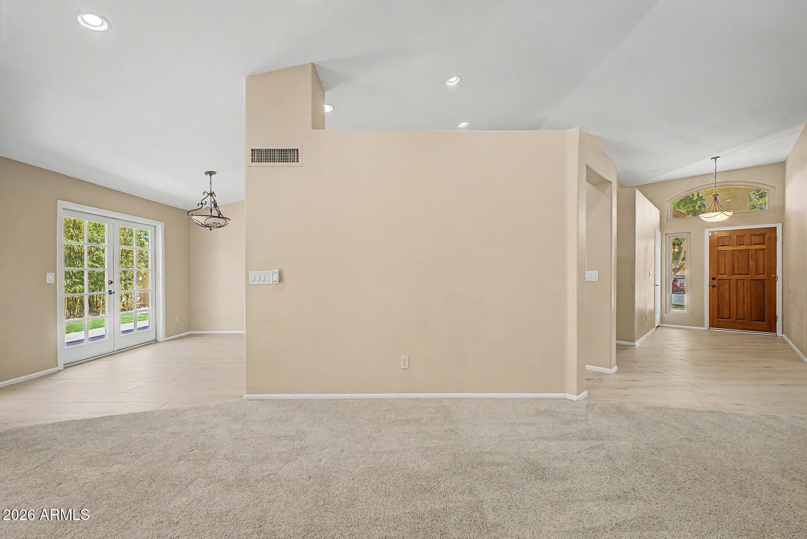 284 W Vera Lane, Tempe, AZ 85284 — photo 9 of 46