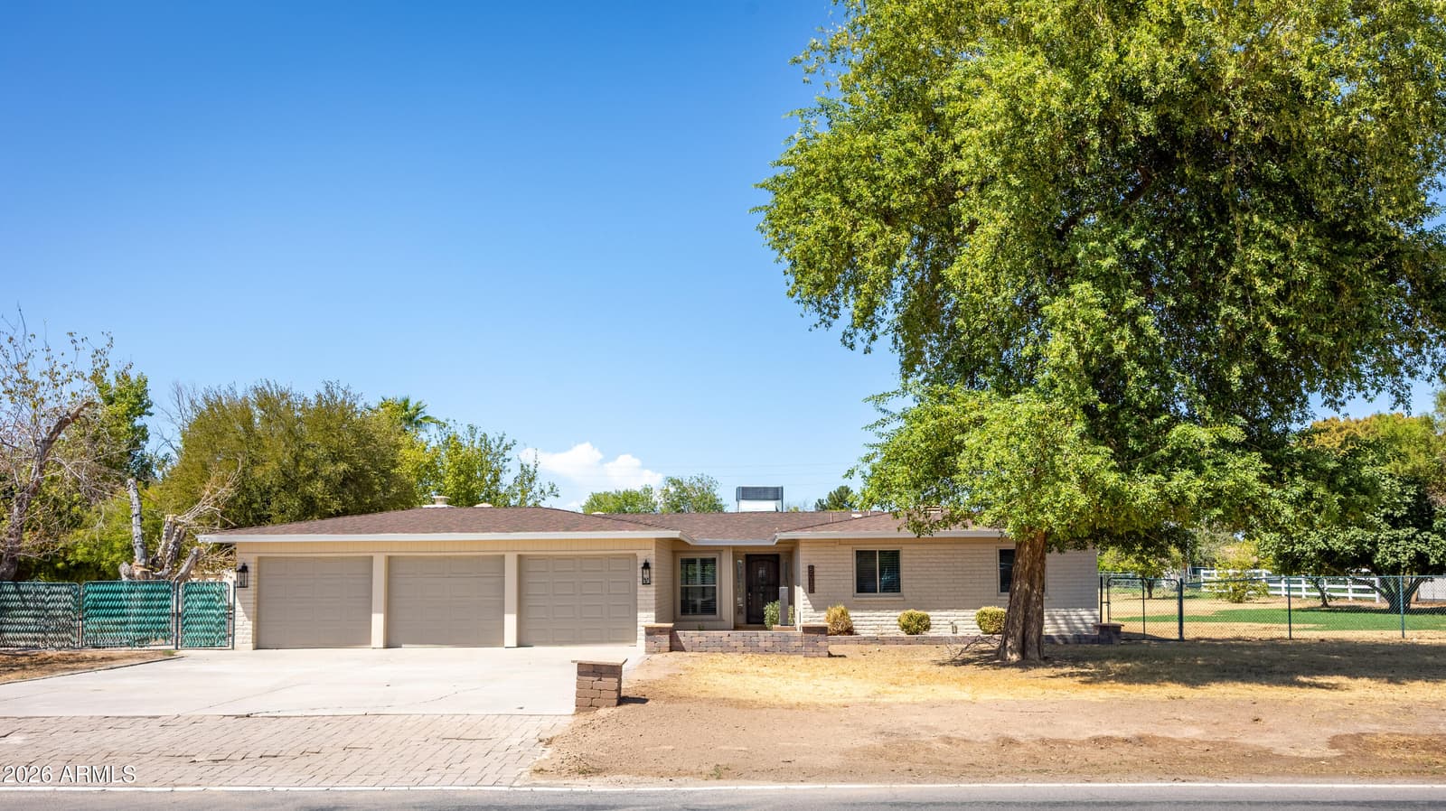8018 W Acoma Drive, Peoria, AZ 85381 — photo 1 of 40