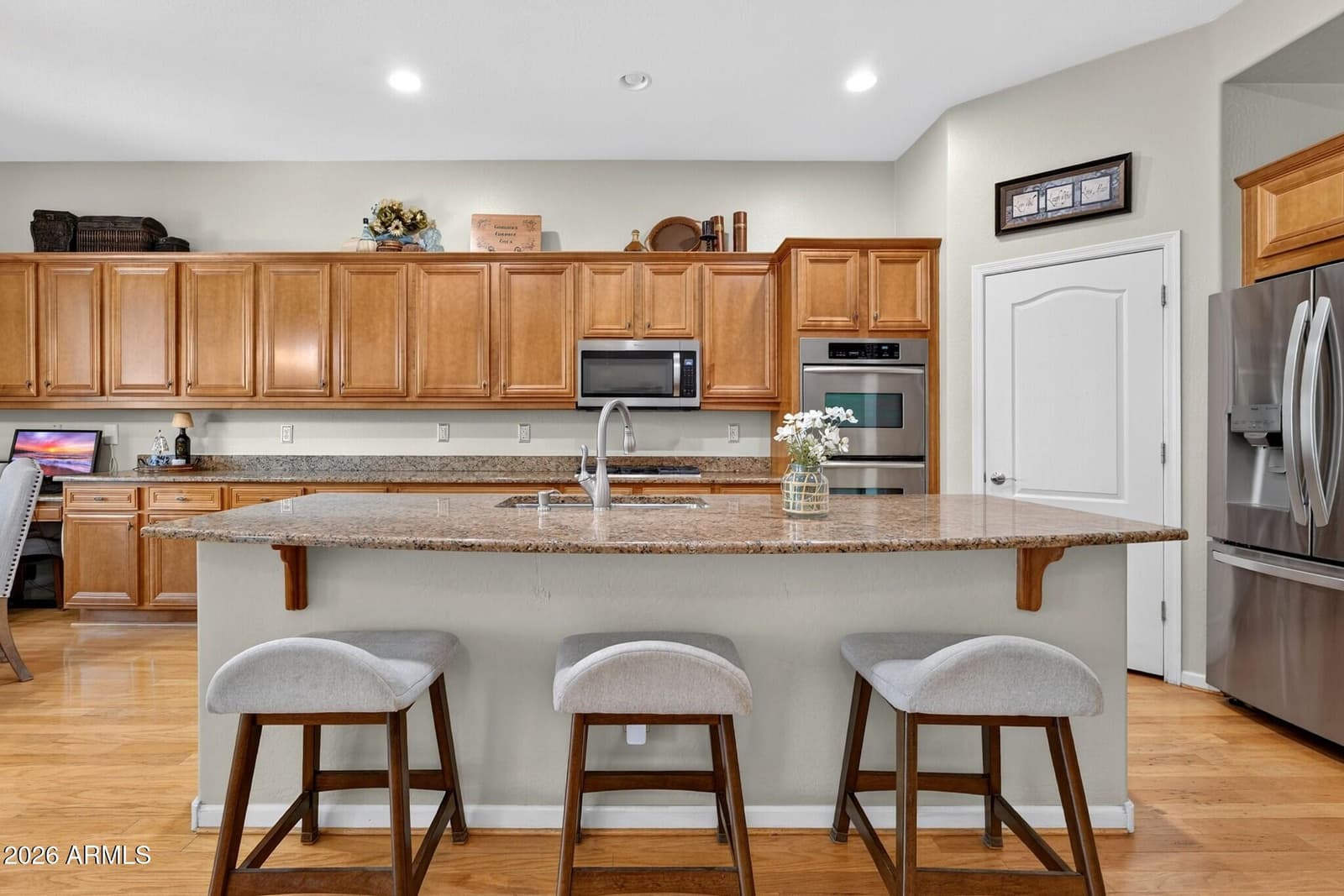6901 W Peak View Road, Peoria, AZ 85383 — photo 13 of 35