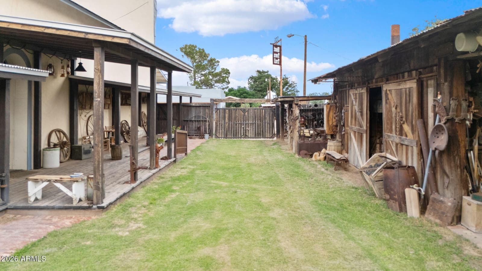905 Ghost Town Trail, Pearce, AZ 85625 — photo 8 of 52