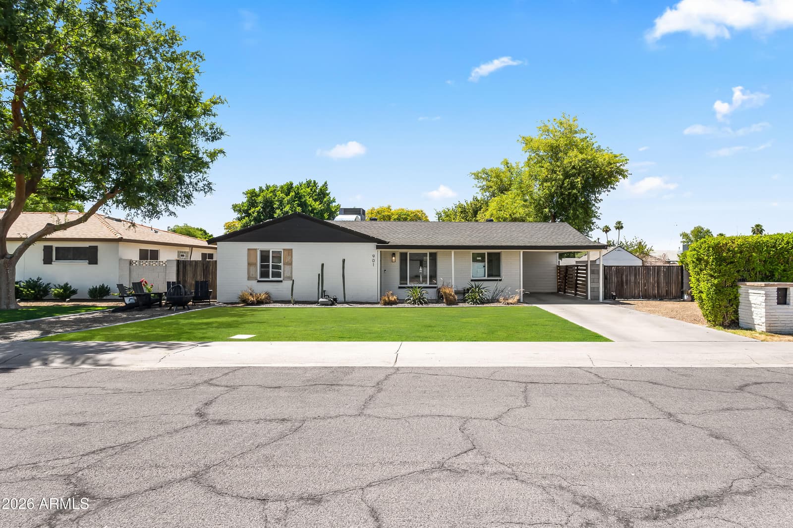 901 E Berridge Lane, Phoenix, AZ 85014 — photo 2 of 25