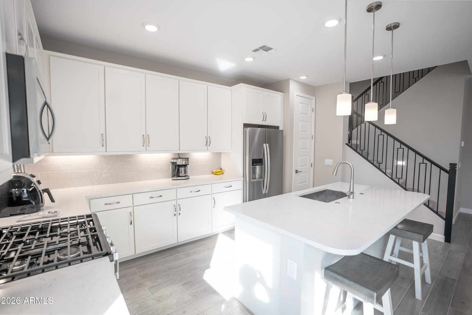 21016 N 58th Way, Phoenix, AZ 85054 — photo 11 of 25