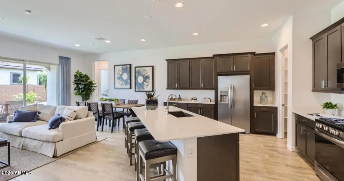 8014 W Rowel Road, Peoria, AZ 85383 — photo 4 of 25