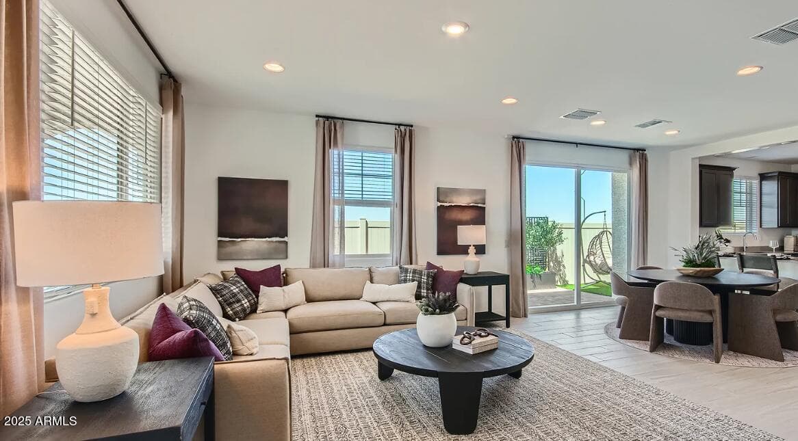 24827 N 164th Drive, Surprise, AZ 85387 — photo 10 of 22