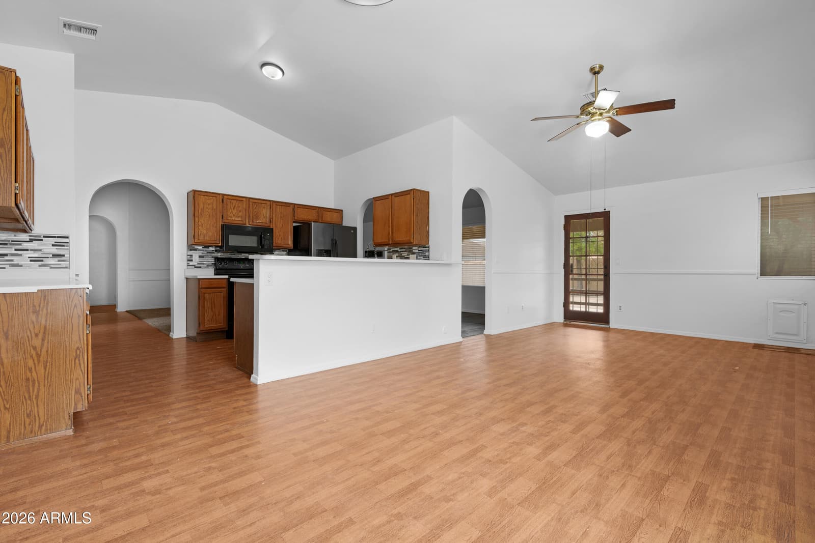7931 W Vermont Avenue, Glendale, AZ 85303 — photo 5 of 26