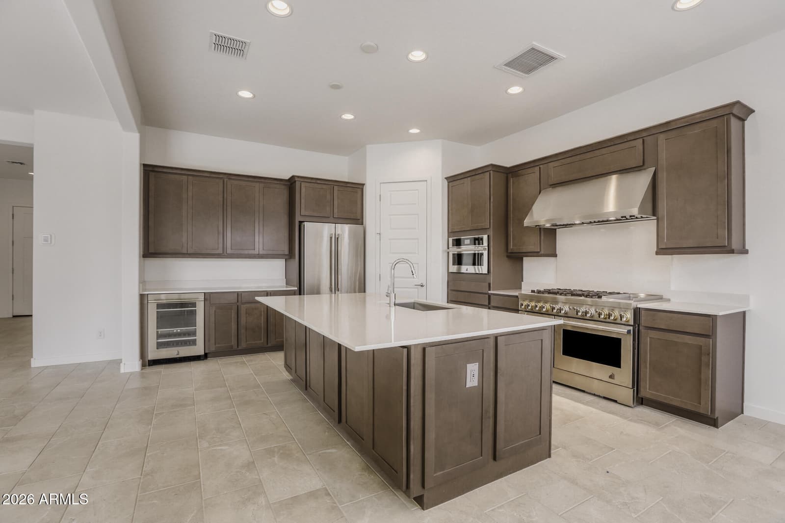 25185 N 177th Drive, Surprise, AZ 85387 — photo 3 of 24