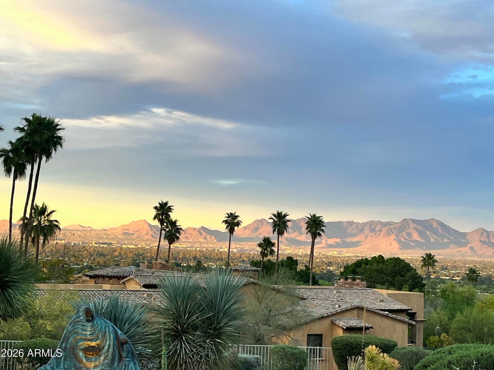 8219 N Charles Drive, Paradise Valley, AZ 85253 — photo 9 of 40