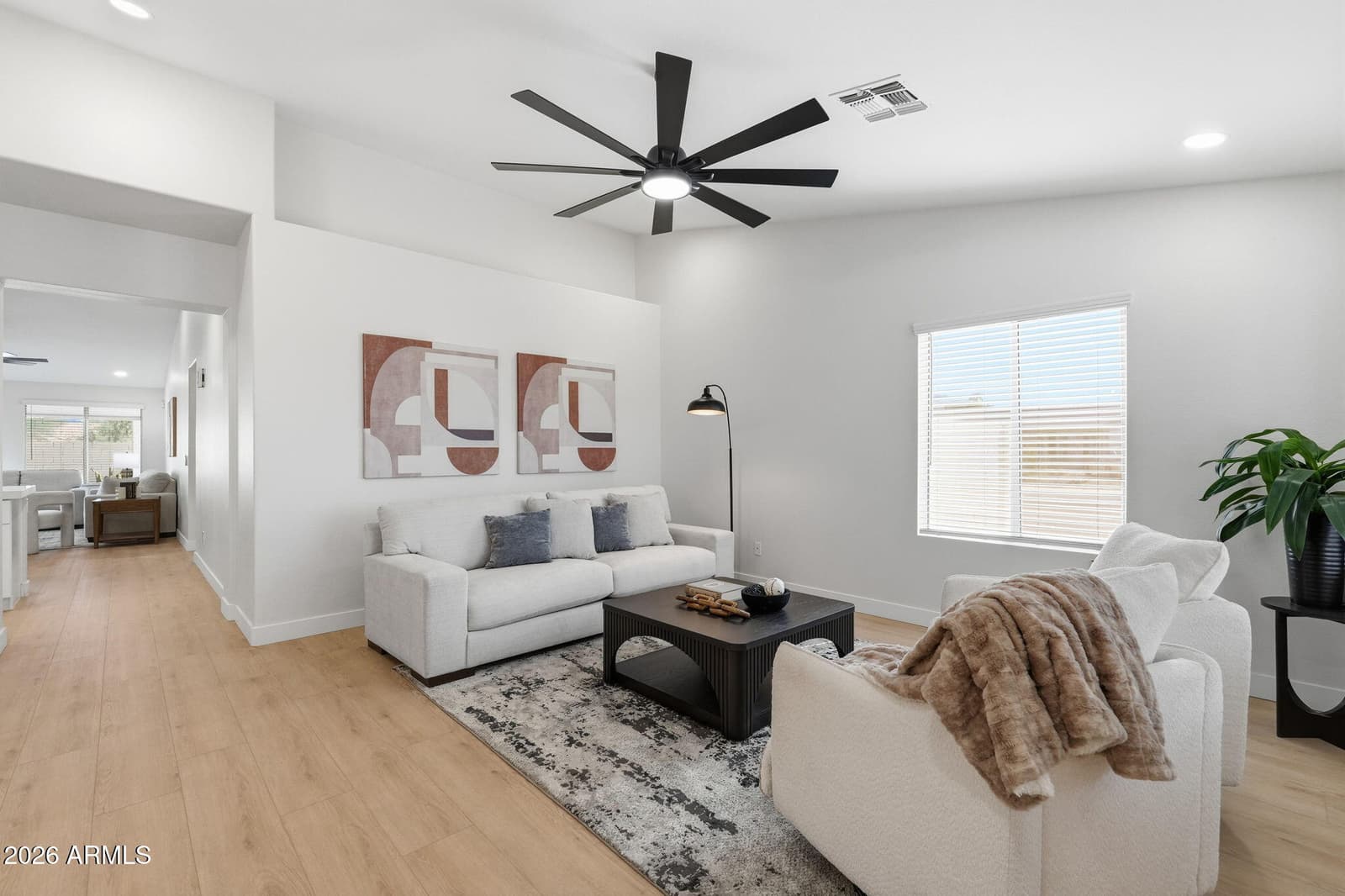 826 W 14th Avenue, Apache Junction, AZ 85120 — photo 5 of 46