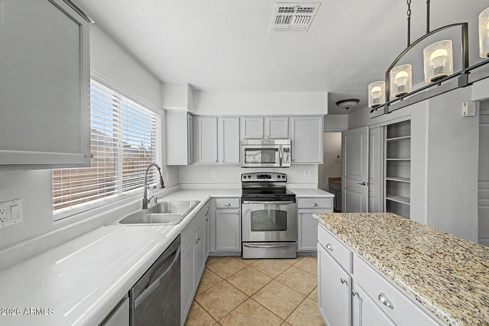 2233 E Soft Wind Drive, Phoenix, AZ 85024 — photo 9 of 31